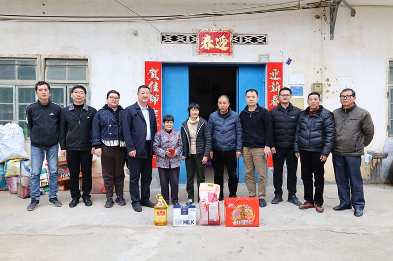 走访慰问驻村工作队，助力村落振兴谋发展
